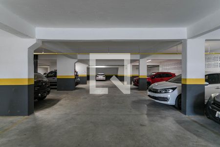 Apartamento para alugar com 35m², 1 quarto e 1 vaga Apartamento para alugar com 35m², 1 quarto e 1 vagaÁrea Comum - Estacionamento
