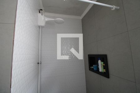 Chuveiro banheiro comum de casa à venda com 3 quartos, 230m² em Vila São Paulo, São Paulo