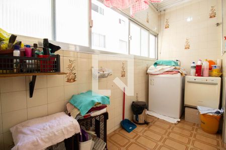 Apartamento à venda com 135m², 3 quartos e 1 vagaÁrea de Serviço