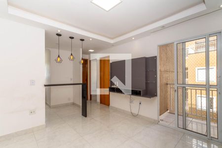 Sala de apartamento para alugar com 2 quartos, 42m² em Vila Nova Bonsucesso, Guarulhos