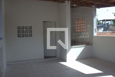 Área Externa de casa para alugar com 2 quartos, 54m² em Vila Barcelona, Sorocaba