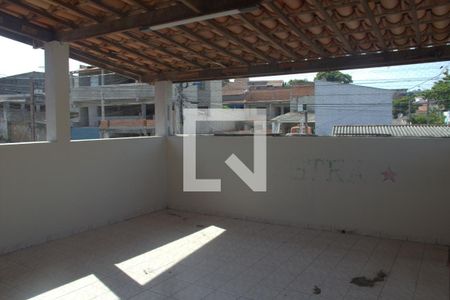 Casa para alugar com 54m², 2 quartos e 3 vagas Casa para alugar com 54m², 2 quartos e 3 vagasÁrea Externa