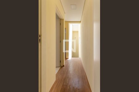 Corredor de casa à venda com 2 quartos, 100m² em Vila Palmeiras, São Paulo