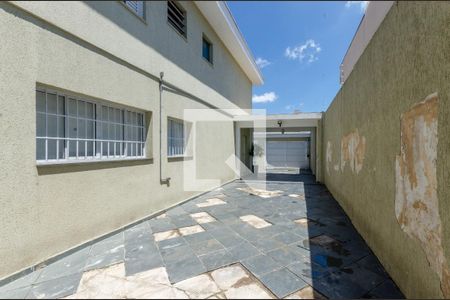 Garagem de casa à venda com 2 quartos, 100m² em Vila Palmeiras, São Paulo