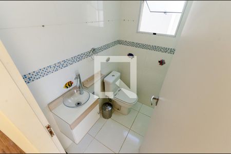 Banheiro de casa à venda com 2 quartos, 100m² em Vila Palmeiras, São Paulo