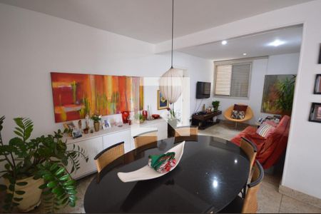 Apartamento à venda com 4 quartos, 252m² em Serra, Belo Horizonte