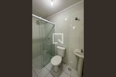 Banheiro de apartamento para alugar com 2 quartos, 50m² em Mandaqui, São Paulo