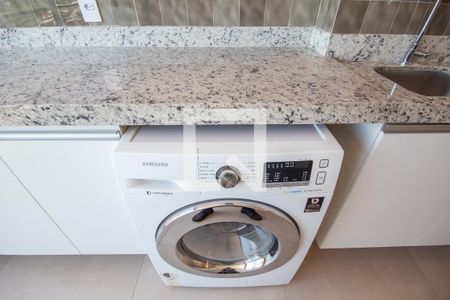 Apartamento à venda com 53m², 2 quartos e 1 vaga Apartamento à venda com 53m², 2 quartos e 1 vagaÁrea de Serviço