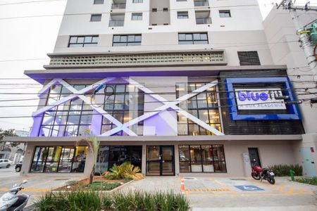 Apartamento à venda com 53m², 2 quartos e 1 vaga Apartamento à venda com 53m², 2 quartos e 1 vagaFachada