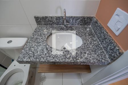 Apartamento à venda com 53m², 2 quartos e 1 vaga Apartamento à venda com 53m², 2 quartos e 1 vagaBanheiro