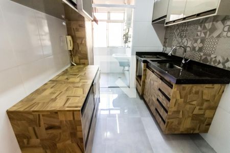 Apartamento à venda com 55m², 2 quartos e 1 vagaCozinha - Armários