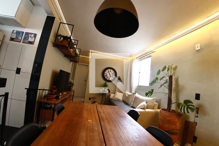 Sala de apartamento para alugar com 3 quartos, 68m² em Camargos, Belo Horizonte