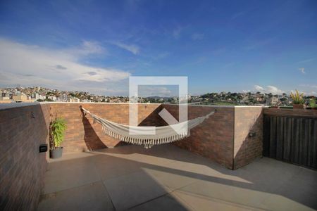 Apartamento à venda com 153m², 3 quartos e 2 vagasVaranda – 2º piso