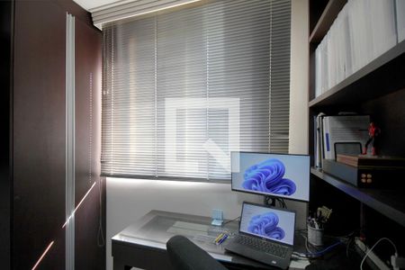 Apartamento à venda com 153m², 3 quartos e 2 vagasQuarto 1