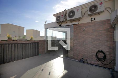 Apartamento à venda com 153m², 3 quartos e 2 vagasVaranda – 2º piso