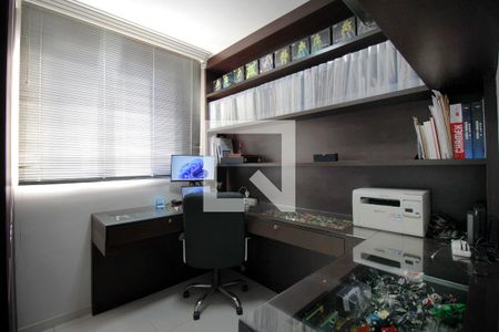 Apartamento à venda com 153m², 3 quartos e 2 vagasQuarto 1