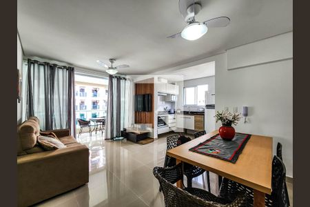 Sala de apartamento para alugar com 3 quartos, 155m² em Barra Funda, Guarujá