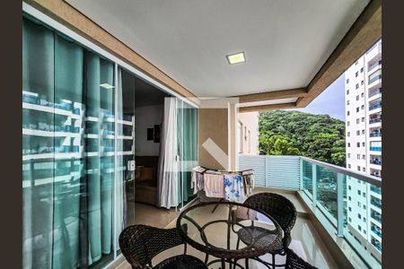 sacada de apartamento para alugar com 3 quartos, 155m² em Barra Funda, Guarujá