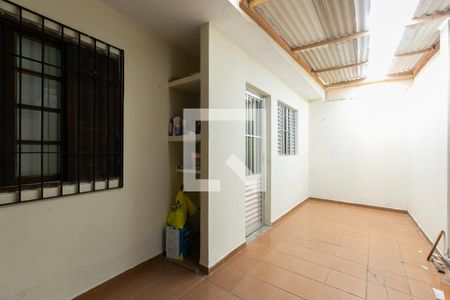 Casa para alugar com 150m², 2 quartos e 3 vagas Casa para alugar com 150m², 2 quartos e 3 vagasÁrea de Serviço