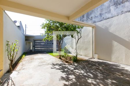 Casa para alugar com 150m², 2 quartos e 3 vagas Casa para alugar com 150m², 2 quartos e 3 vagasGaragem