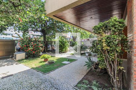 Apartamento à venda com 158m², 4 quartos e 2 vagas Apartamento à venda com 158m², 4 quartos e 2 vagasÁrea comum