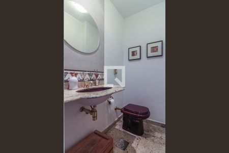 Apartamento à venda com 158m², 4 quartos e 2 vagas Apartamento à venda com 158m², 4 quartos e 2 vagasLavabo