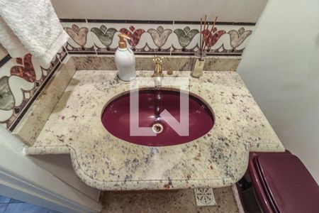 Apartamento à venda com 158m², 4 quartos e 2 vagas Apartamento à venda com 158m², 4 quartos e 2 vagasLavabo