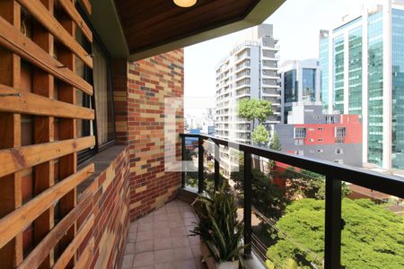 Varanda de apartamento para alugar com 3 quartos, 206m² em Vila Nova Conceição, São Paulo