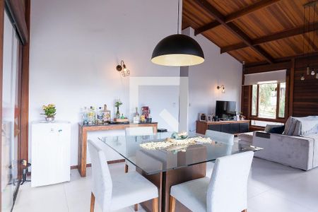 Sala de Jantar de casa de condomínio à venda com 5 quartos, 300m² em Fazenda dos Pires, Nova Lima