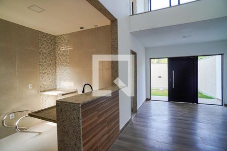 Sala de casa à venda com 3 quartos, 158m² em Maravista, Niterói