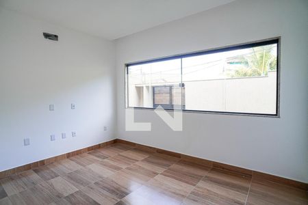 Sala de casa à venda com 3 quartos, 158m² em Maravista, Niterói