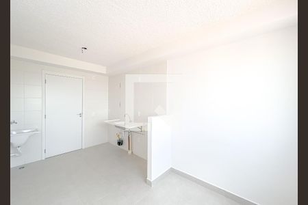 Sala de apartamento para alugar com 1 quarto, 24m² em Vila Claudia, São Paulo