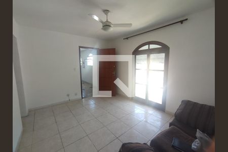 Sala de apartamento para alugar com 3 quartos, 70m² em Tanque, Rio de Janeiro