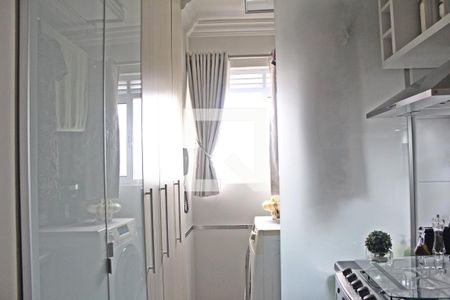 Apartamento à venda com 54m², 2 quartos e 1 vagaCozinha e Área de Serviço