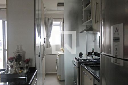 Apartamento à venda com 54m², 2 quartos e 1 vagaCozinha e Área de Serviço