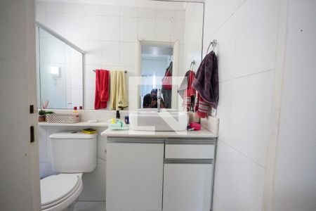 Apartamento à venda com 91m², 2 quartos e 2 vagasBanheiro da Suite
