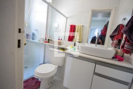 Apartamento à venda com 91m², 2 quartos e 2 vagasBanheiro da Suite
