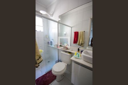 Apartamento à venda com 91m², 2 quartos e 2 vagasBanheiro da Suite