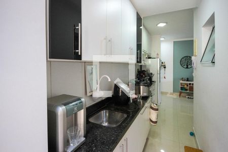 Apartamento à venda com 91m², 2 quartos e 2 vagasCozinha