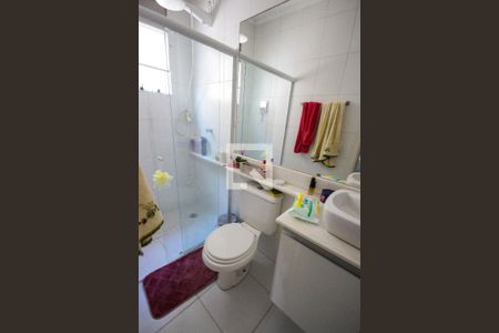 Apartamento à venda com 91m², 2 quartos e 2 vagasBanheiro da Suite