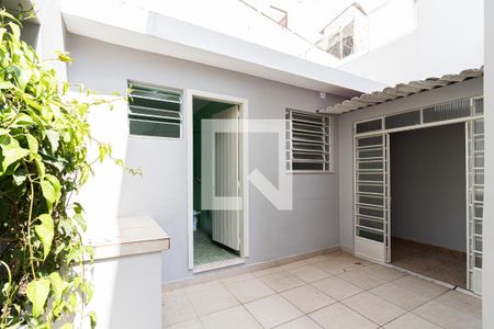 Casa para alugar com 200m², 3 quartos e 3 vagasQuintal