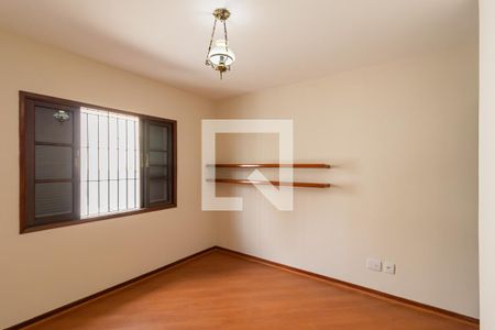 Casa para alugar com 200m², 3 quartos e 3 vagasQuarto 2