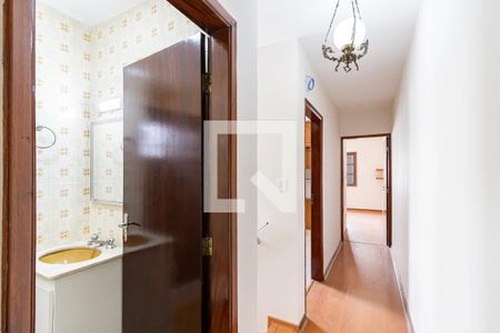 Casa para alugar com 200m², 3 quartos e 3 vagasCorredor