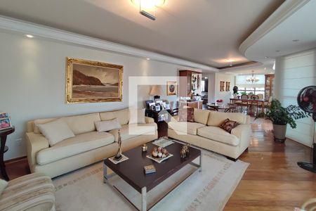 Sala de Estar de apartamento à venda com 5 quartos, 260m² em Cambuí, Campinas