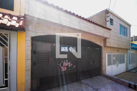 Casa para alugar com 125m², 3 quartos e 2 vagas Casa para alugar com 125m², 3 quartos e 2 vagasFachada