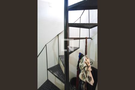 Casa para alugar com 125m², 3 quartos e 2 vagas Casa para alugar com 125m², 3 quartos e 2 vagasescada