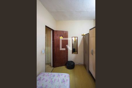 Quarto de casa para alugar com 3 quartos, 125m² em Parque dos Bancarios, São Paulo
