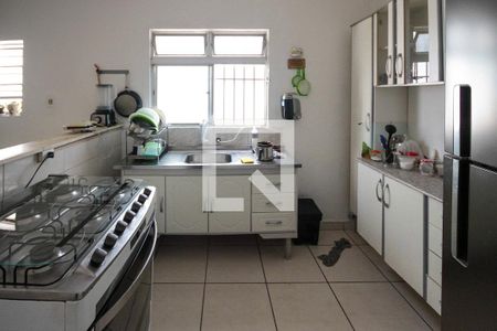 Casa para alugar com 125m², 3 quartos e 2 vagas Casa para alugar com 125m², 3 quartos e 2 vagasCozinha