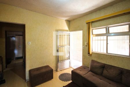 Sala de casa para alugar com 3 quartos, 125m² em Parque dos Bancarios, São Paulo