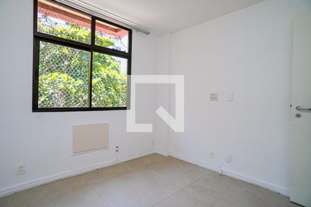 Quarto  de apartamento à venda com 3 quartos, 100m² em Ingá, Niterói